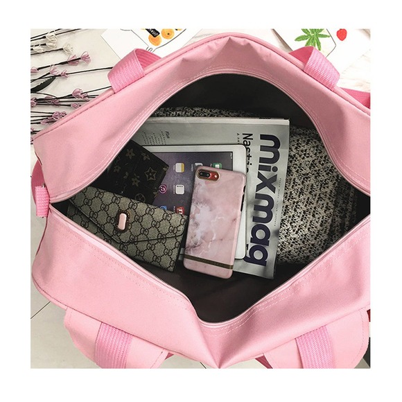 $195 Ultimate Crossbody Luggage Bag Cartoons Hello Kitty - Picture 6 of 7